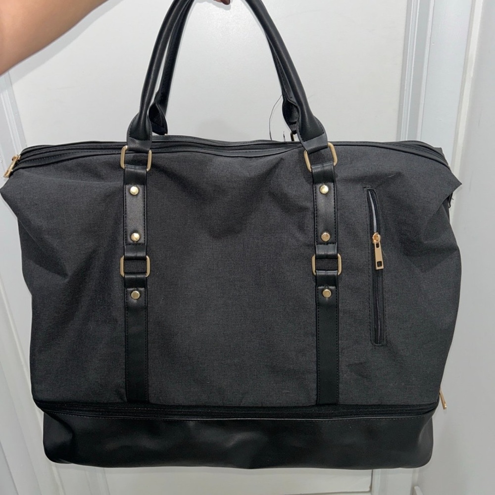 Stylish Black and Gray carry on bag